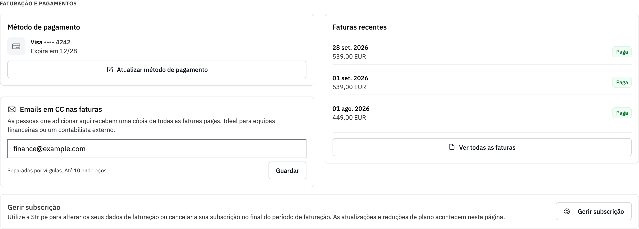 Secção Faturação e pagamentos com o método de pagamento, os e-mails em cópia das faturas e as faturas recentes
